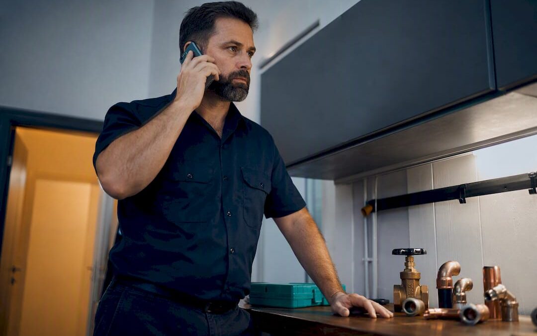 SMB Plumbers: Book Jobs, Not Messages, 24/7 Call Answering That Pays